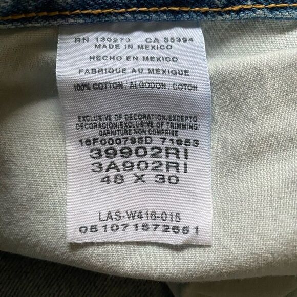 Wrangler Men's Rugger Wear Classic Fit Straight Leg Jeans Size 48x30 Rough Wash - Picture 14 of 16